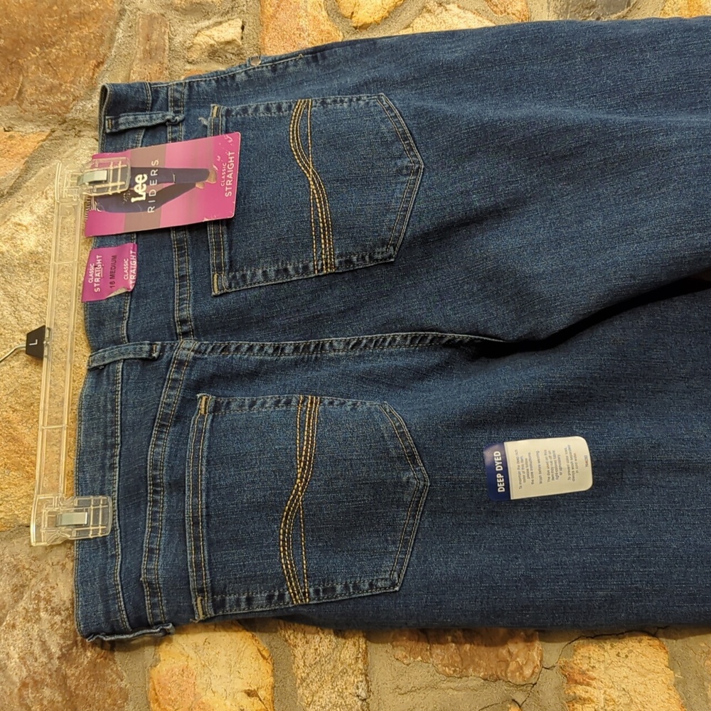 Riders by Lee Indigo womens Classic-fit Straight-leg Jean - Picture 5 of 13